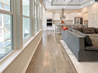 Welcome to 10117 Lakeshore Drive, a stunning 3-bedroom, 2 - photo 6