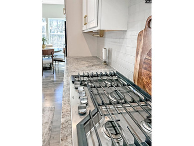 Welcome to 10117 Lakeshore Drive, a stunning 3-bedroom, 2 - photo 9