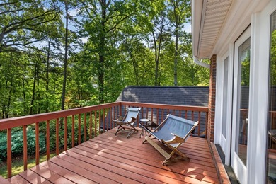 Nestled on a quiet cul-de-sac in prestigious Woodside Plantation - photo 50
