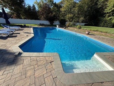 Welcome to 25 Artisan Avenue, a stately colonial perfectly - photo 5