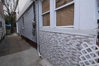 **Location! Location! Location!** This newly renovated large - photo 12