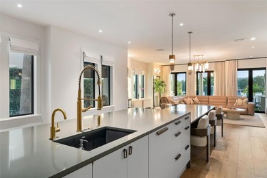 Completely redesigned luxury waterfront residence on prestigious - photo 13