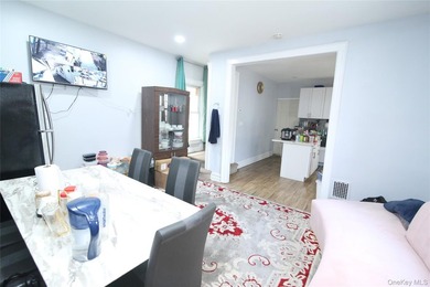 **Location! Location! Location!** This newly renovated large - photo 14