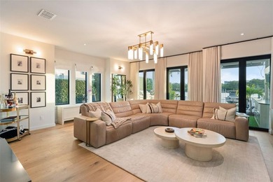 Completely redesigned luxury waterfront residence on prestigious - photo 16