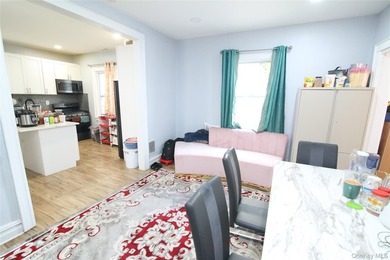 **Location! Location! Location!** This newly renovated large - photo 16