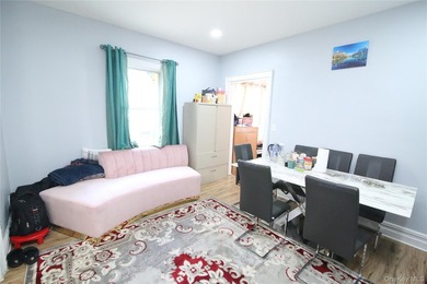 **Location! Location! Location!** This newly renovated large - photo 17