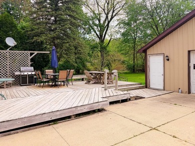 Rare find in Manitou Beach: dedicated pontoon boat garage behind - photo 19