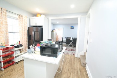 **Location! Location! Location!** This newly renovated large - photo 21
