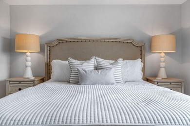 Tastefully updated ground-floor condo in the highly desirable - photo 22