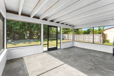 Welcome to this beautifully updated 3-bedroom, 2-bath - photo 22