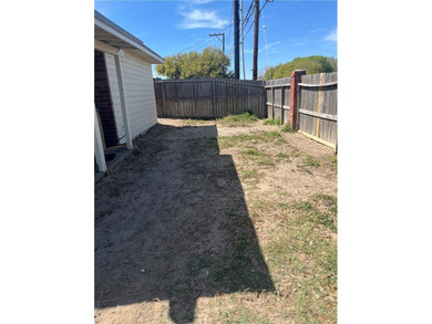 PRICE REDUCED!!!!! PRICE REDUCED!!!! SEND OFFERS. MOTIVATED - photo 23