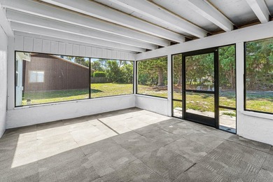 Welcome to this beautifully updated 3-bedroom, 2-bath - photo 23