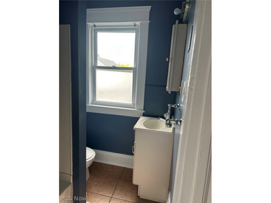 Well maintained and wonderfully located Lakewood duplex. Cook is - photo 27
