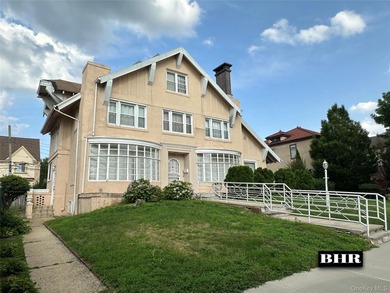 RARE MANHATTAN BEACH OPPORTUNITY Legal Detached Three-Family on - photo 4