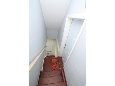 **Location! Location! Location!** This newly renovated large - photo 35