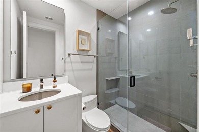 Completely redesigned luxury waterfront residence on prestigious - photo 37