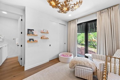 Completely redesigned luxury waterfront residence on prestigious - photo 39