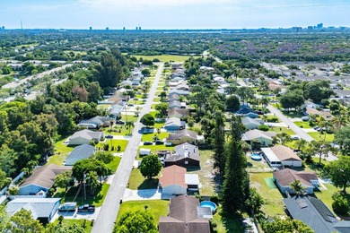 Welcome to this beautifully updated 3-bedroom, 2-bath - photo 39
