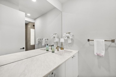 Completely redesigned luxury waterfront residence on prestigious - photo 40
