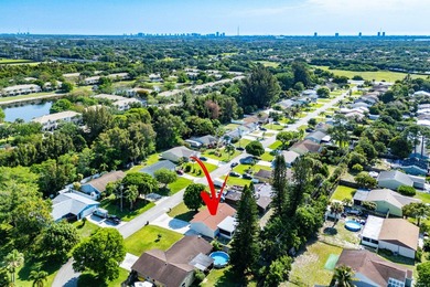 Welcome to this beautifully updated 3-bedroom, 2-bath - photo 40