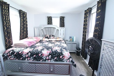 **Location! Location! Location!** This newly renovated large - photo 45