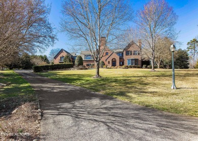 Fort Loudoun Lake Home For Sale in Knoxville Tennessee