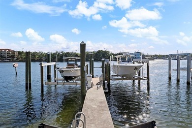 Completely redesigned luxury waterfront residence on prestigious - photo 52