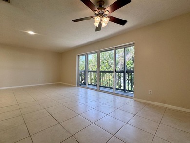 Island Oasis at Carlton Villas! Experience the ultimate South - photo 4