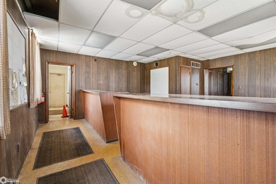 Unique opportunity to own a versatile commercial property with - photo 5