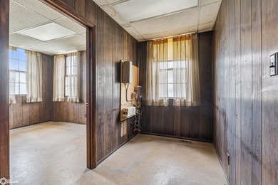 Unique opportunity to own a versatile commercial property with - photo 8