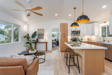 Welcome to your brand-new home in Ainaloa! This thoughtfully - photo 1
