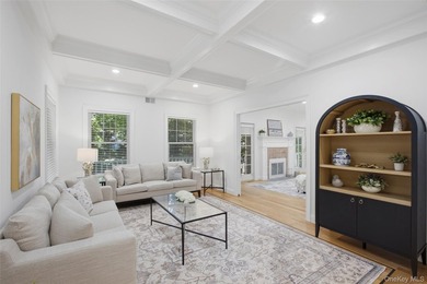 Welcome to this beautifully renovated Colonial in the - photo 3