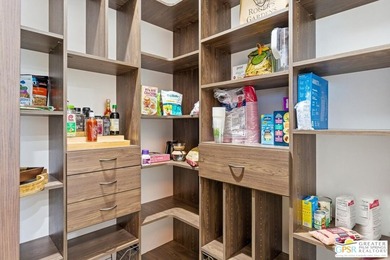 Welcome to one of the newest and most refined custom estates - photo 24