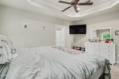 Awesome 4-bedroom, 2-bath home conveniently located directly - photo 14
