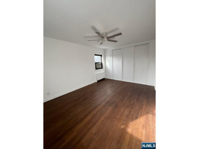 Beautifully Renovated Bright and Spacious South Facing 1-bedroom