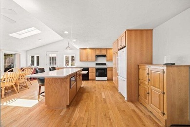 Located in East Dennis--one of the most desirable zip codes on - photo 20