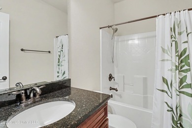Awesome 4-bedroom, 2-bath home conveniently located directly - photo 22