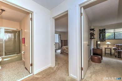 Welcome to this well maintained 2bedroom condo offering - photo 23