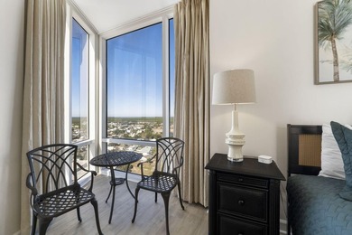 Perched on the 21st floor at the highly sought-after Splash - photo 28