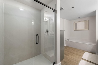 Perched on the 21st floor at the highly sought-after Splash - photo 29