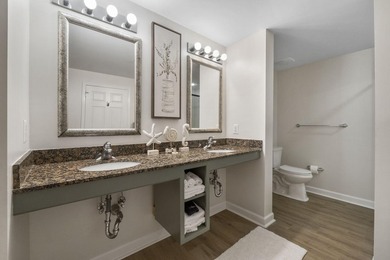 Perched on the 21st floor at the highly sought-after Splash - photo 30