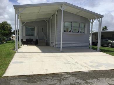 2025 roof on this nicely updated home and it's just what you are - photo 1