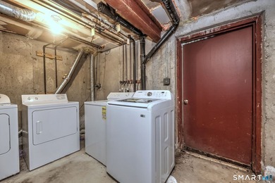 Welcome to this well maintained 2bedroom condo offering - photo 32