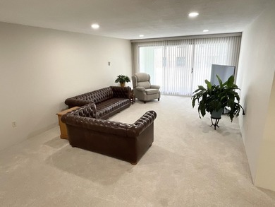 Stunning main floor 2-bedroom, 2-bath condominium in the Austin - photo 2