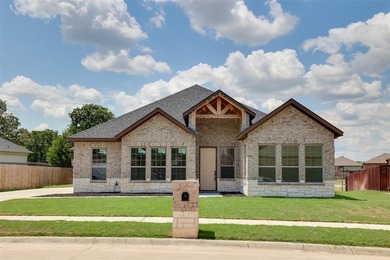 Eagle Mountain Lake Home For Sale in Azle Texas