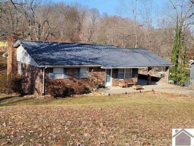 Lake Home For Sale in Kuttawa, Kentucky