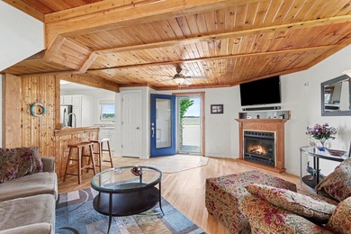 COLDWATER LAKE-Front Home - 60' of Beachfront. Enjoy lakefront - photo 4