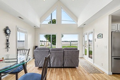 COLDWATER LAKE-Front Home - 60' of Beachfront. Enjoy lakefront - photo 6