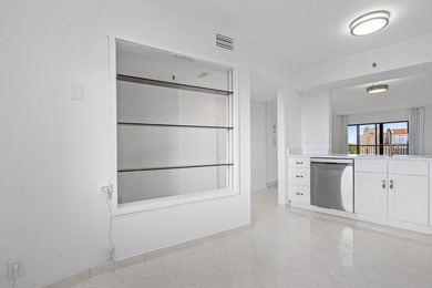 Discover the pinnacle of comfort and sophistication in this - photo 4