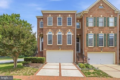 Prime End-Unit in the Prestigious Bear Creek Section of River - photo 2